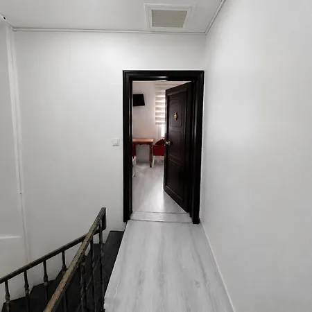 Istanberry - Scarlet Three Bedroom * イスタンブール