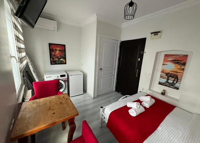 Hotel Istanberry - Scarlet Three Bedroom